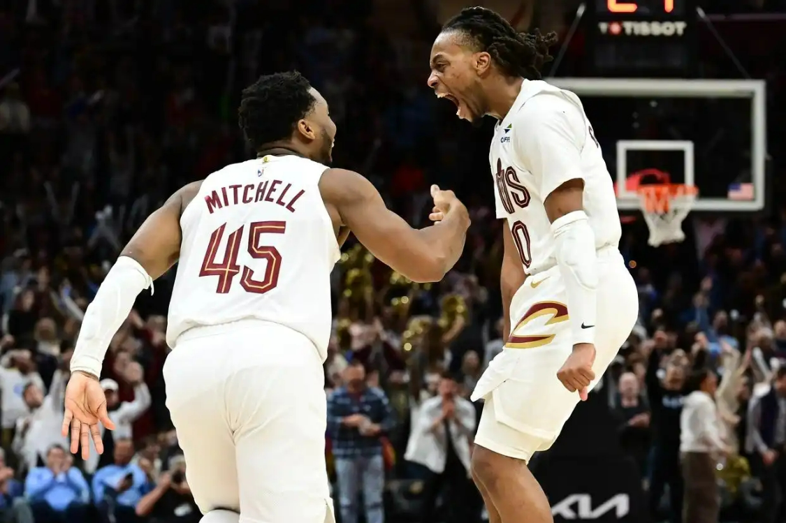 拆队倒计时!东部第八+被自家球迷嘘,2.2亿豪阵啊,就这表现?