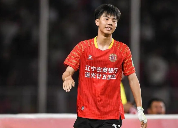 Kaiyun中国官网-英超青训再添中国锋线!18岁张家鸣身披9号,先外租后回归|伯恩利|塞尔维亚|U21|徐彬|梯队_新浪体育_新浪新闻