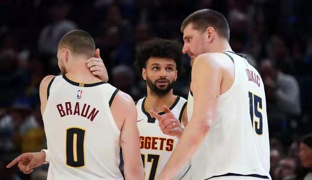 Kaiyun中国官网-阿门16分5板4助 NBA火箭93-129掘金 穆雷30分