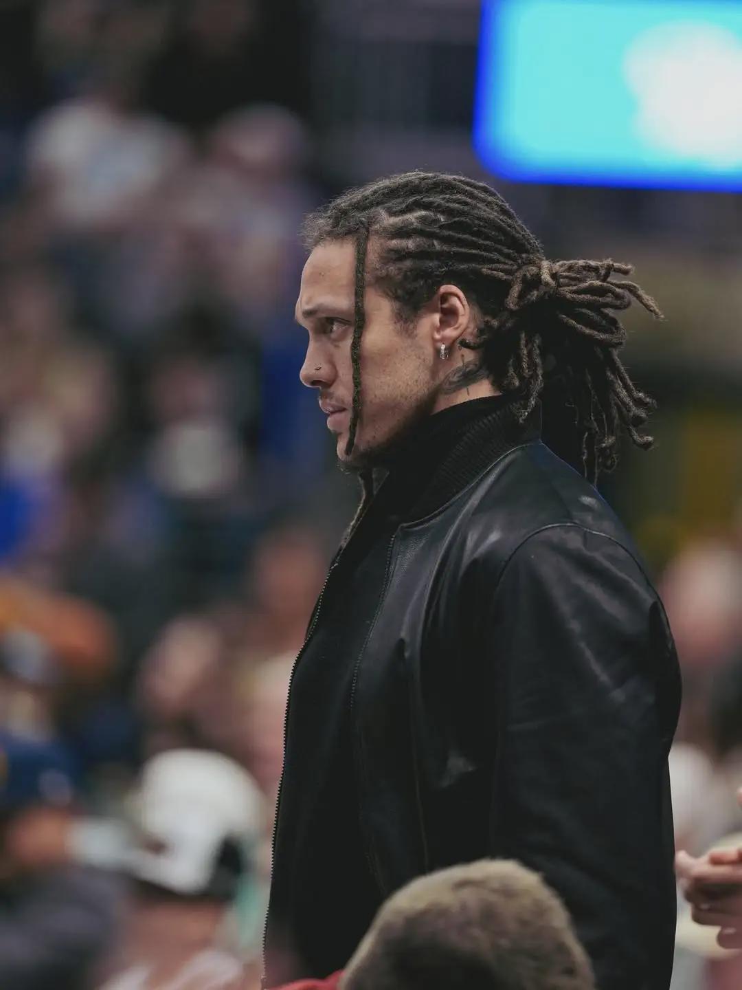 场均27+14+9！坐拥联盟第一战力为何突然萎靡？他们想念那位配角