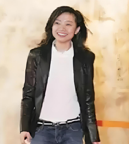 开云登录入口-75岁姜昆近况曝光，与46岁单身爱女相依为命，晚年日子太让人羡慕